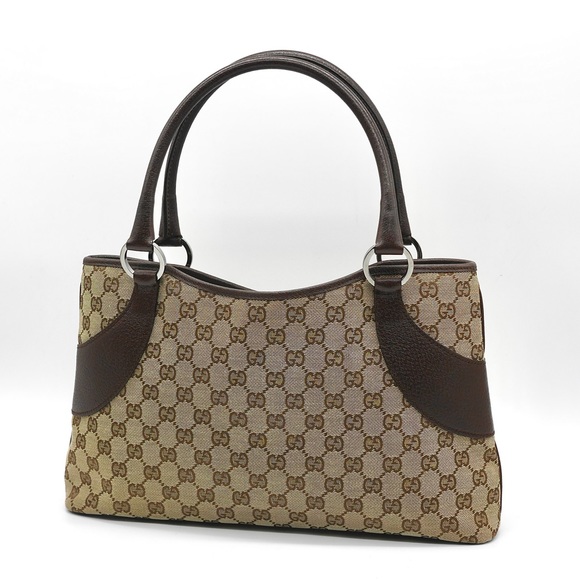Gucci Handbags - 🍓GUCCI GG Canvas Shoulder Bag